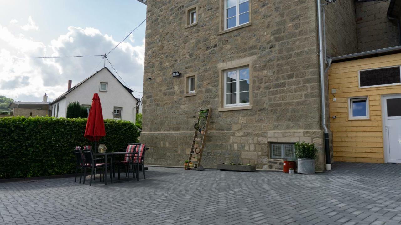 Ferienhaus Alte Schule Volkesfeld Exterior foto